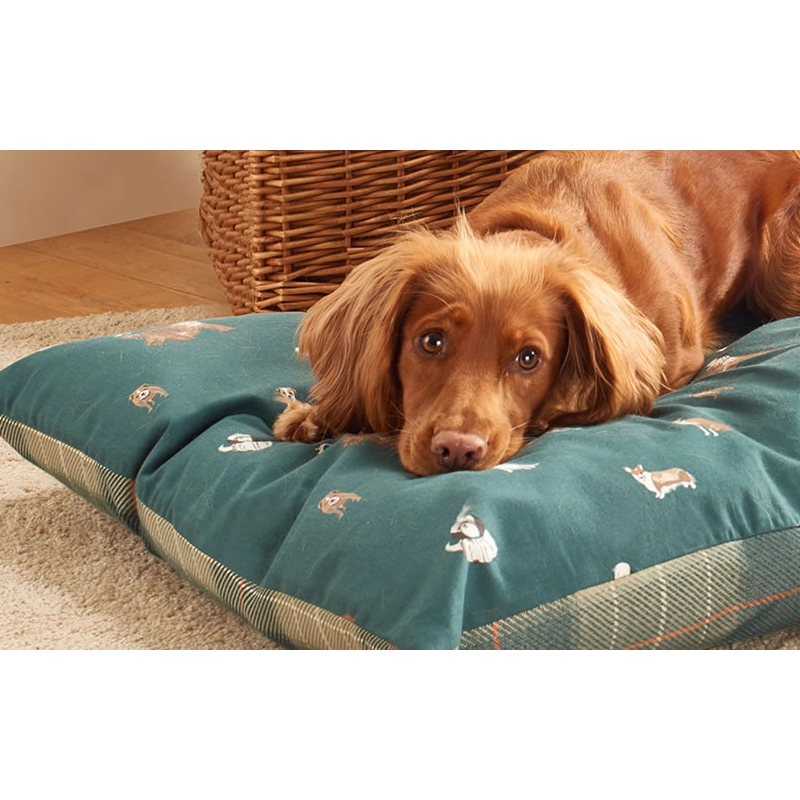Laura Ashley Park Dogs Flat Bed